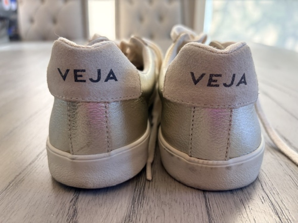 Veja Esplar Gold Metallic Tonal V Sneakers US6 EU37 - Picture 8 of 11